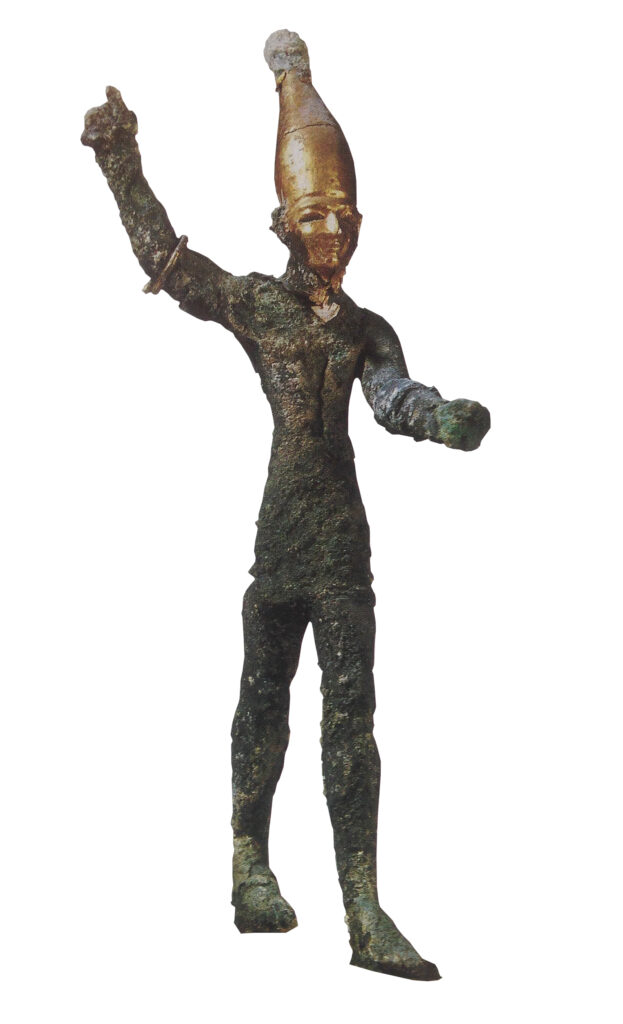 Ugarit - Estatua de un dios combatiente (Museo Louvre, Siglos XIV-XIII a. C.)