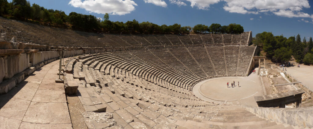 Epidauro - Teatro (Finales del Siglo IV a. C.)
