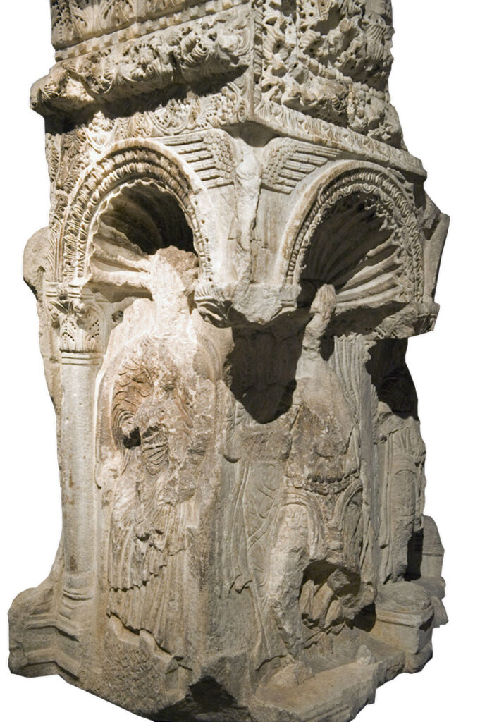 Estambul - Museo Arqueológico - Ambón de Salónica (Inicios Siglo VI)