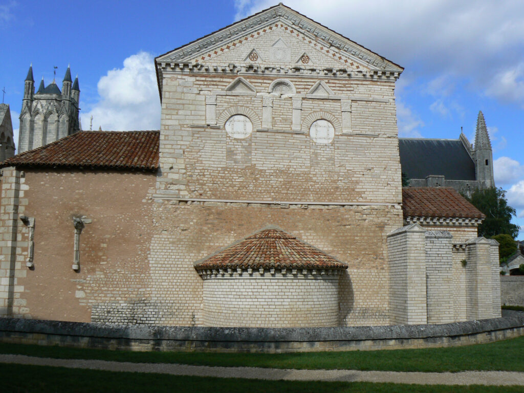 Poitiers - Baptisterio de San Juan (Comienzos S. VI)