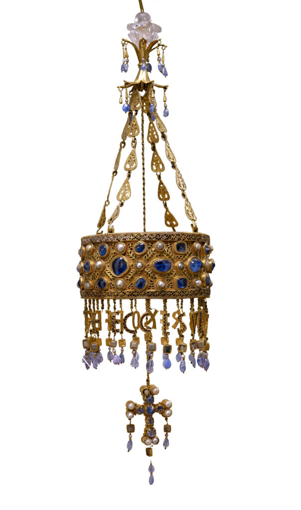 Corona votiva de Recesvinto (Segunda mitad siglo VII)