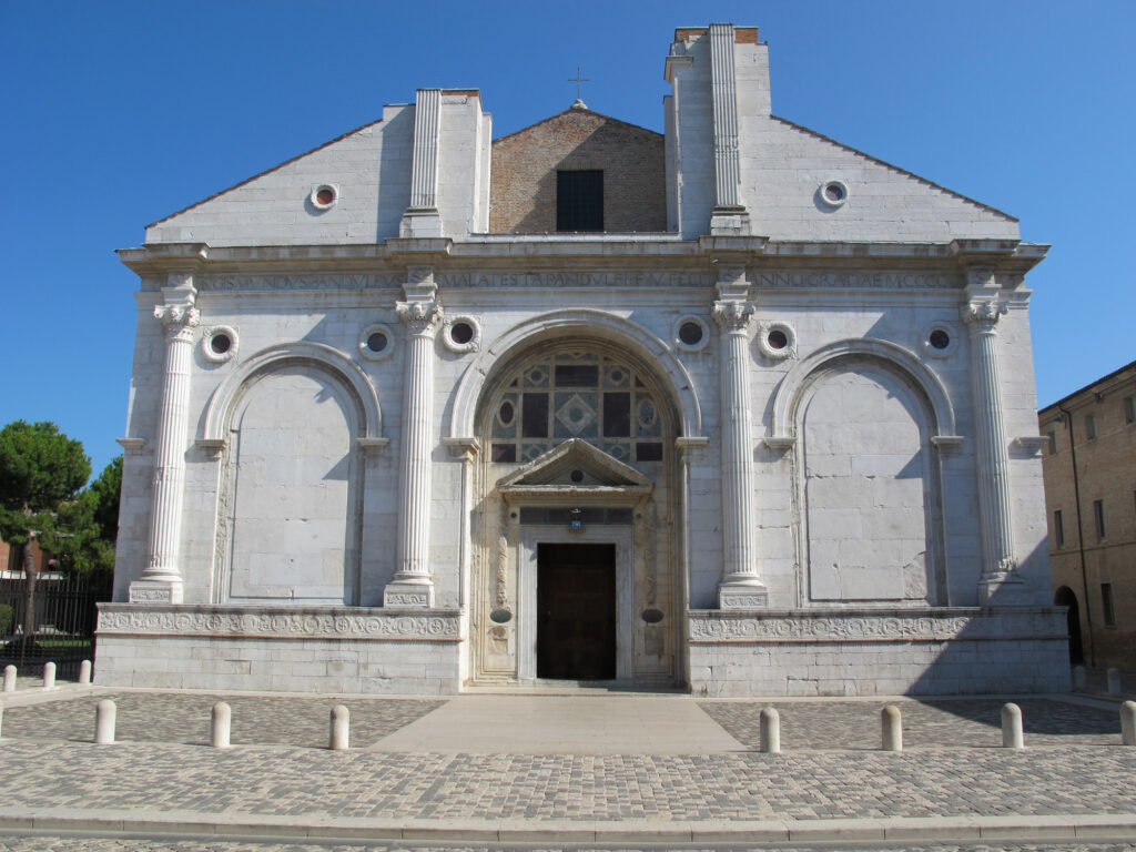 Alberti - Templo de San Francisco en Rímini (1450-1466)